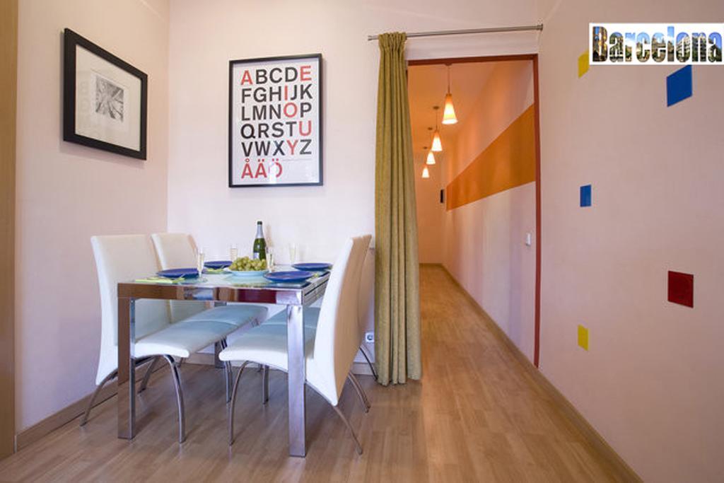 Barcelona Centric Apartment Room photo